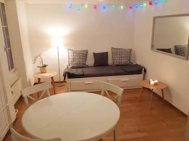 Parking Voiture & Appartement 2Pcs Lausanne Centre Экстерьер фото